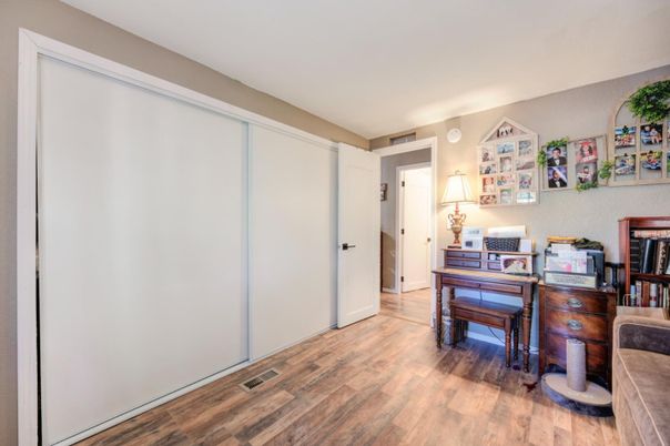 Home Office, Interior, Piano, Wood Texture Flooring