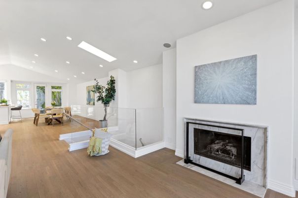 Dining room, Fireplace, Interior, Recessed Lighting, Wood Texture Flooring