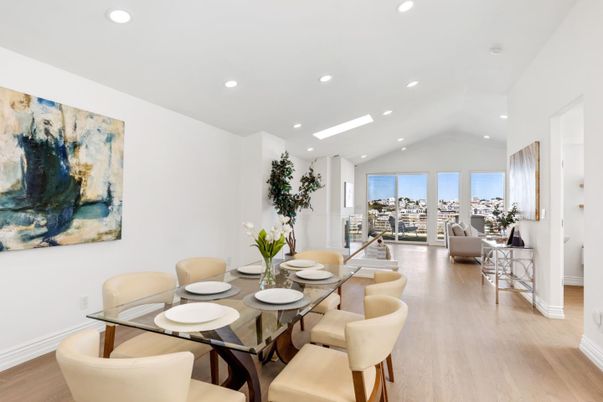 Dining room, Interior, Living room, Recessed Lighting, Wood Texture Flooring