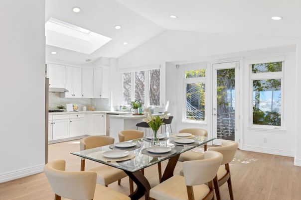 Dining room, Interior, Kitchen, Recessed Lighting, Wood Texture Flooring