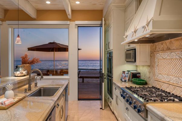 Interior, Kitchen, Pendant Lights, Recessed Lighting, Water