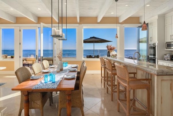 Dining room, Interior, Kitchen, Pendant Lights, Recessed Lighting, Water
