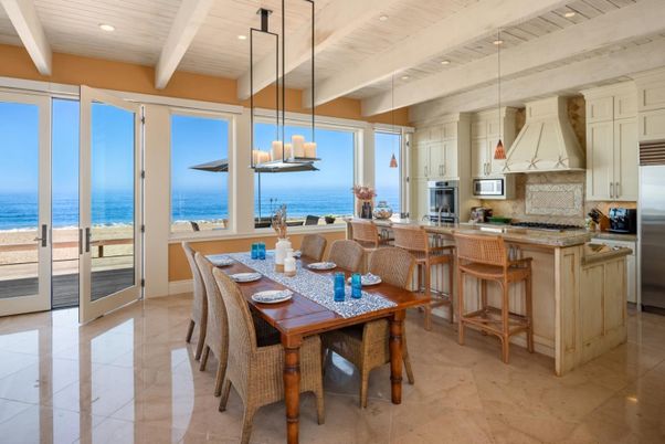 Dining room, Interior, Kitchen, Pendant Lights, Recessed Lighting, Stainless Steel Appliances, Water