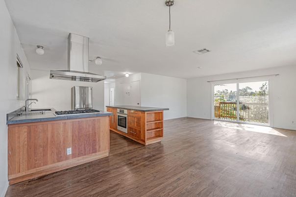 Interior, Kitchen, Pendant Lights, Wood Texture Flooring