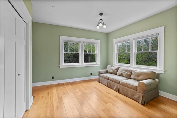 Interior, Living room, Pendant Lights, Wood Texture Flooring