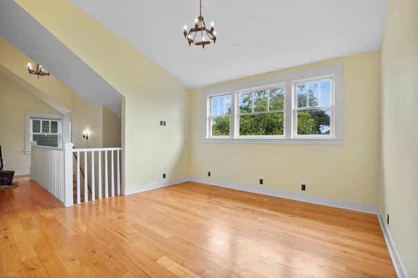 Chandelier, Empty room, Interior, Wood Texture Flooring