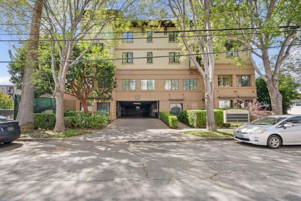 Exterior, Facade, Condo Building