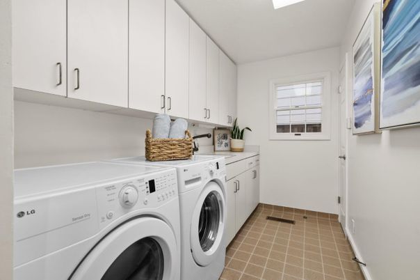 Interior, Washer