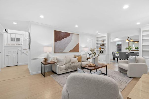 Dining room, Interior, Living room, Pendant Lights, Recessed Lighting, Wood Texture Flooring