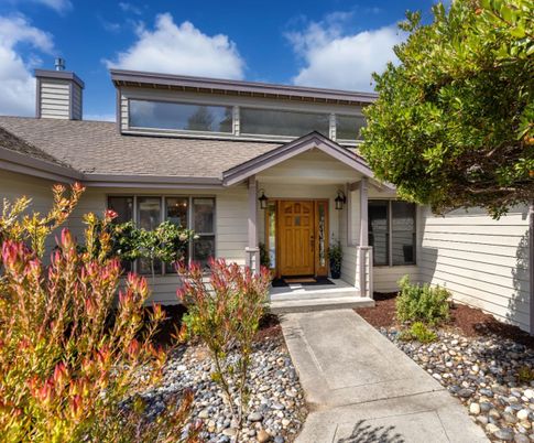 Exterior, Facade, American Craftsman