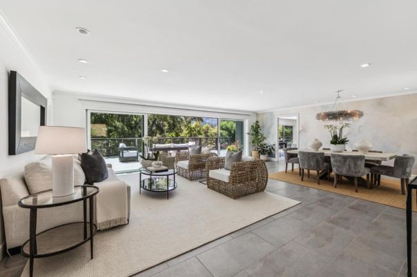 Dining room, Interior, Living room, Recessed Lighting