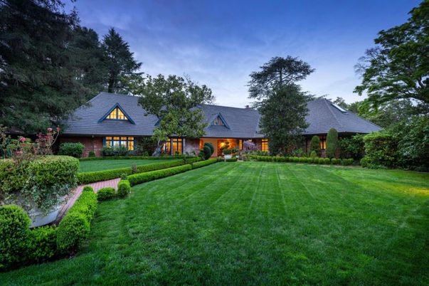 Backyard, Exterior, Facade, Brick Facade, French Provincial