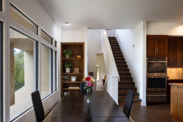 Dining room, Interior