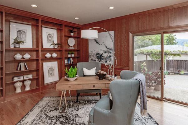 Home Office, Interior, Recessed Lighting, Wood Texture Flooring