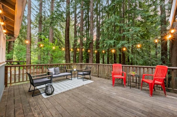 Exterior, Wood Texture Flooring