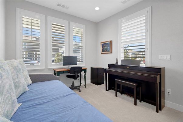 Bedroom, Home Office, Interior, Piano, Recessed Lighting