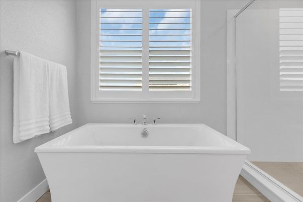 Bathroom, Free Standing Baths, Interior