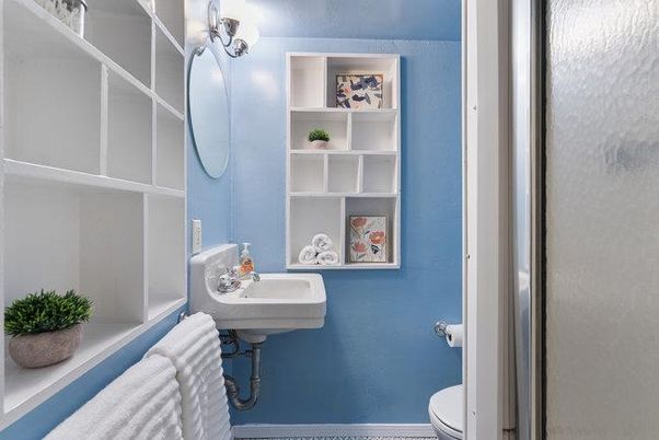 Bathroom, Interior