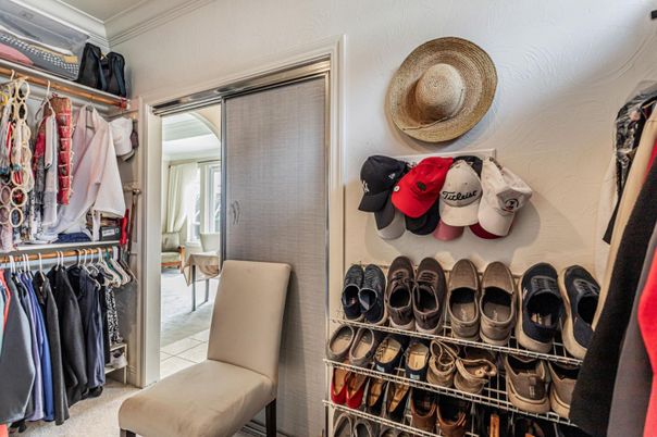 Interior, Walk-in Closets