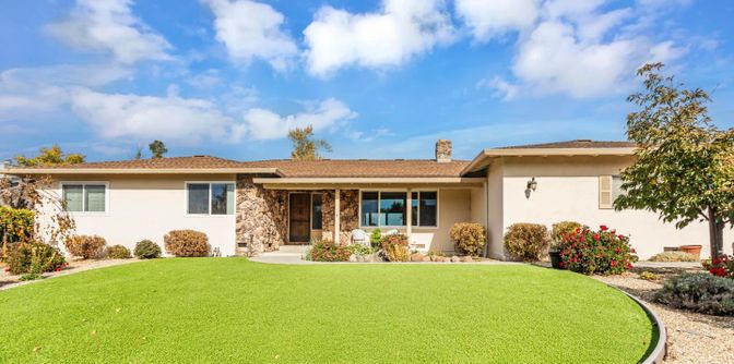Backyard, Exterior, Facade, Ranch