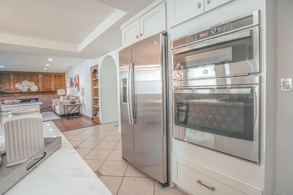 Interior, Kitchen, Living room, Recessed Lighting, Stainless Steel Appliances, Wood Texture Flooring