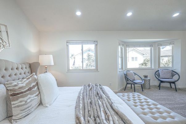 Bedroom, Interior, Recessed Lighting