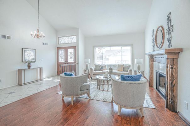 Chandelier, Fireplace, Interior, Living room, Pendant Lights, Wood Texture Flooring