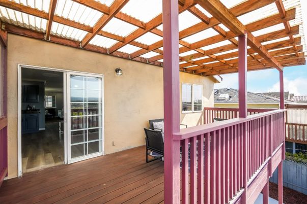 Exterior, Wood Texture Flooring