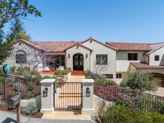 Exterior, Facade, Spanish Mediterranean
