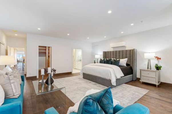 Bedroom, Interior, Recessed Lighting, Wood Texture Flooring