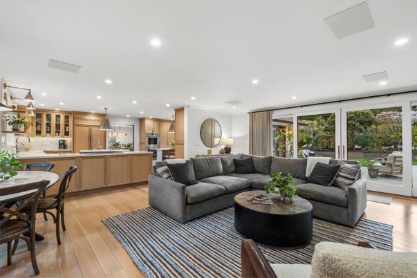 Dining room, Interior, Kitchen, Living room, Pendant Lights, Recessed Lighting, Stainless Steel Appliances, Wood Texture Flooring