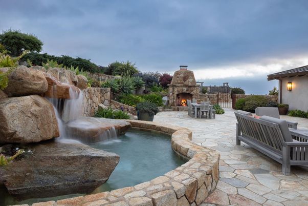 Exterior, Fireplace, Pool