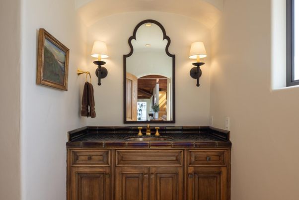 Bathroom, Interior, Tile Countertops