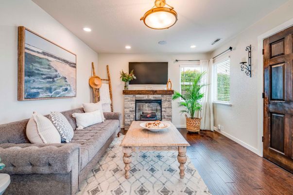 Fireplace, Interior, Living room, Recessed Lighting, Wood Texture Flooring