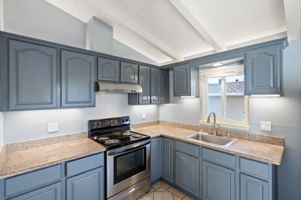 Interior, Kitchen, Stainless Steel Appliances