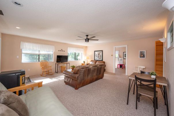 Dining room, Interior, Living room, Recessed Lighting