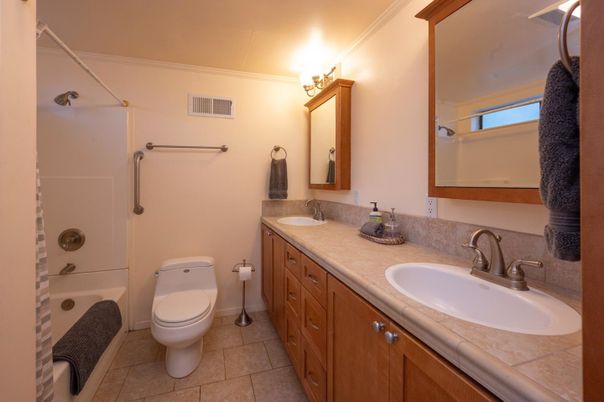 Bathroom, Dual Sink Vanities, Interior, Tile Countertops