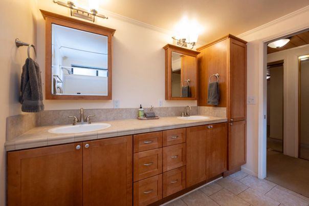 Bathroom, Dual Sink Vanities, Interior, Tile Countertops
