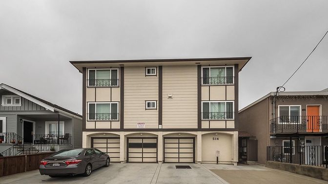 Attached, Exterior, Facade, Modern