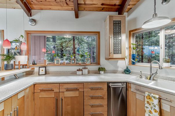 Interior, Kitchen, Pendant Lights, Wooden Beams, Wooden Ceilings