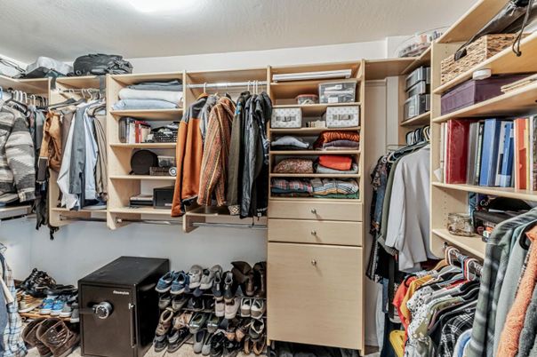 Interior, Walk-in Closets