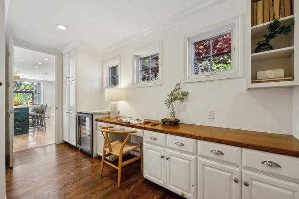 Home Office, Interior, Recessed Lighting, Wood Texture Flooring