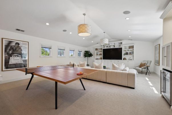 Game Room, Interior, Living room, Pendant Lights, Recessed Lighting