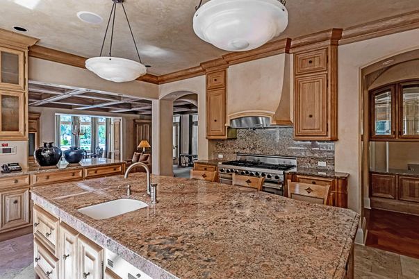 Interior, Kitchen, Pendant Lights, Stainless Steel Appliances