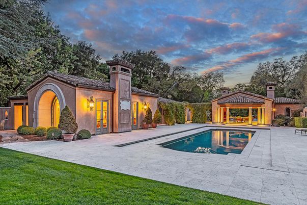 Backyard, Exterior, Pool