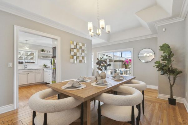 Chandelier, Dining room, Interior, Pendant Lights, Wood Texture Flooring
