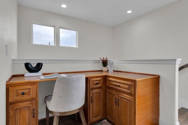 Home Office, Interior, Recessed Lighting, Wood Texture Flooring