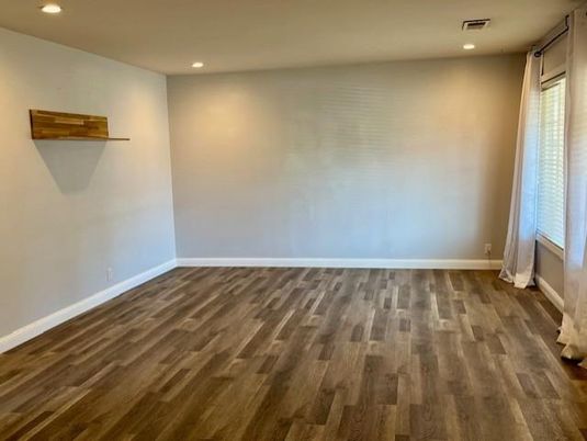 Empty room, Interior, Recessed Lighting, Wood Texture Flooring