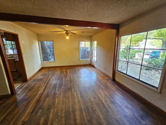 Empty room, Interior, Recessed Lighting, Wooden Beams, Wood Texture Flooring