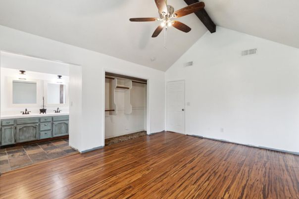 Empty room, Interior, Wooden Beams, Wood Texture Flooring